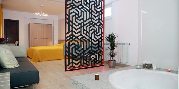 Hotel cu Jacuzzi in Camera București