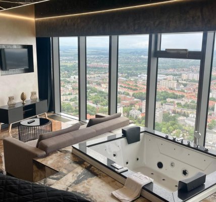 Hotel cu Jacuzzi in Camera Europa